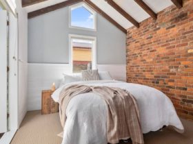 stayinhobart.com.au