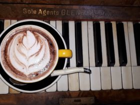 A coffee on a piano