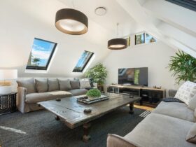 A Top Spot - Byron Bay - Living Room