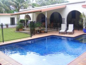 salt water swimming pool area darwin city bed and breakfast