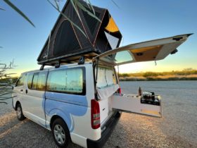 Toyota Hiace Camper 2-5 seater