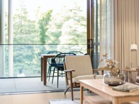 Living/Balcony