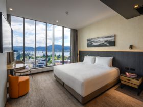 Deluxe King Room at Movenpick Hotel Hobart