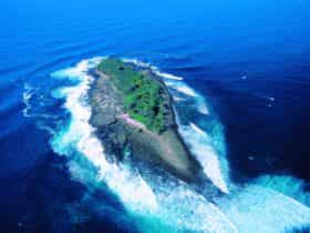 Mudjimba or Old Woman Island