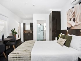 Boutique, hotel, 2 or 3 bedroom apartment