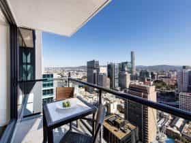Oaks Charlotte Towers
