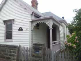 1891 Victorian 1 bedroom self-contained Cottage