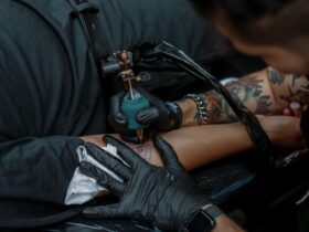 Tattoo and tattoo gun